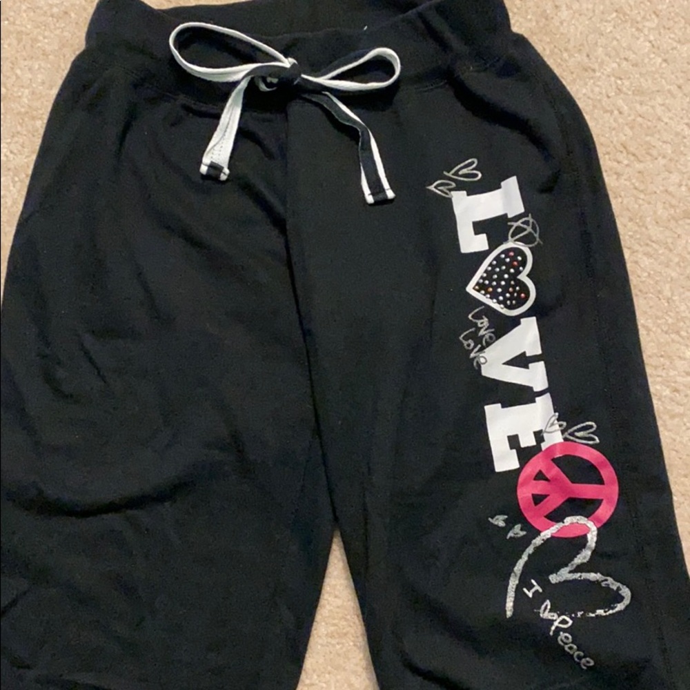 Black capris - Picture 2 of 3